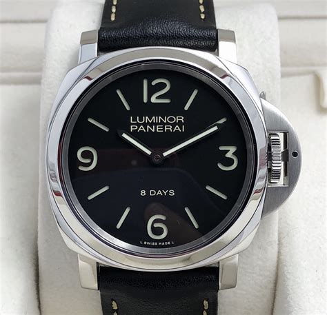 the Panerai 560 luminor price